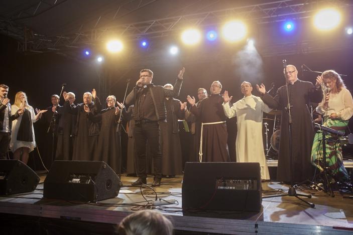 Inauguracja Misji w dekanacie - Koncert Razem dla Jezusa